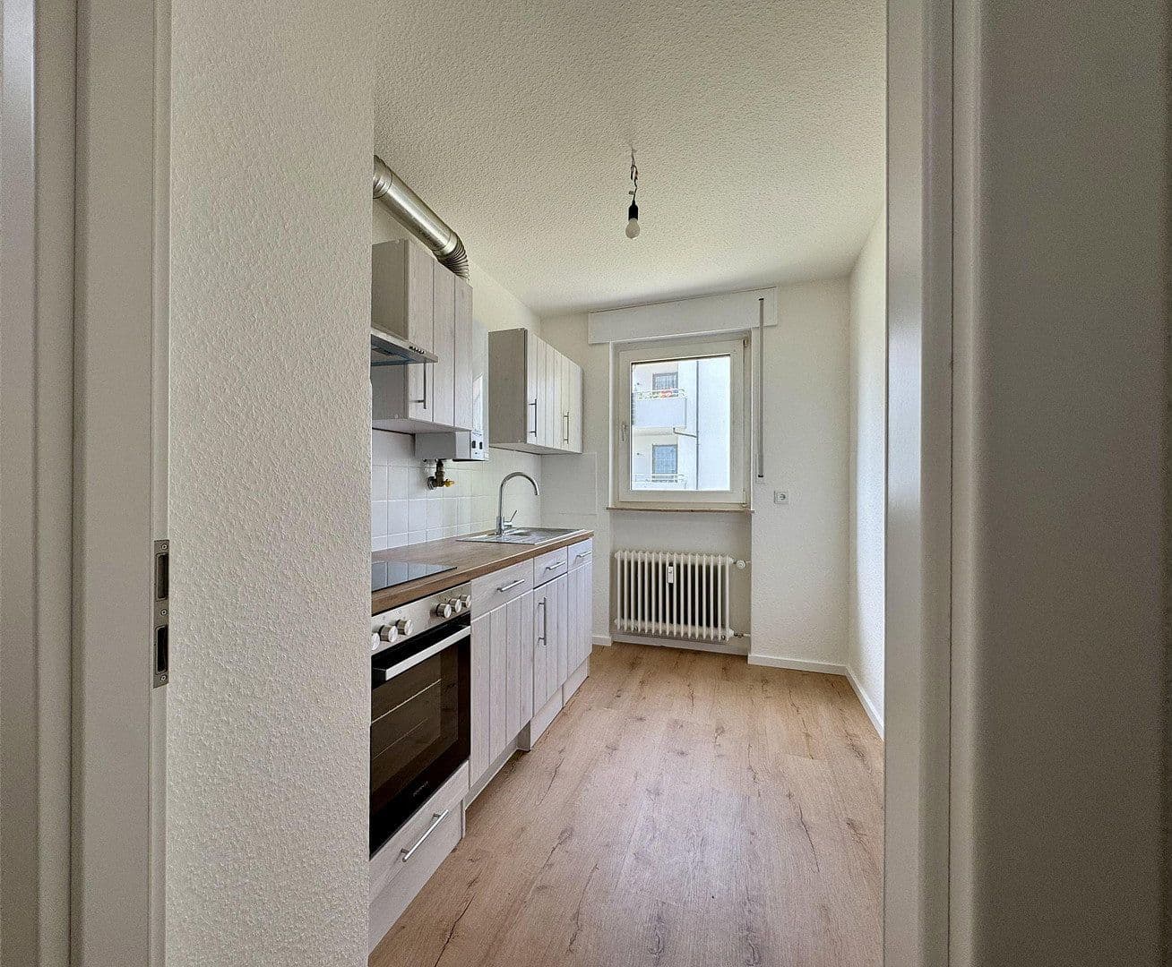 Prenájom bytu 2-izbový 58 m², Hauberrisserstraße 25, Wiesbaden, Hesensko Prenájom bytu 2-izbový 58 m², Hauberrisserstraße 25, Wiesbaden, Hesensko
