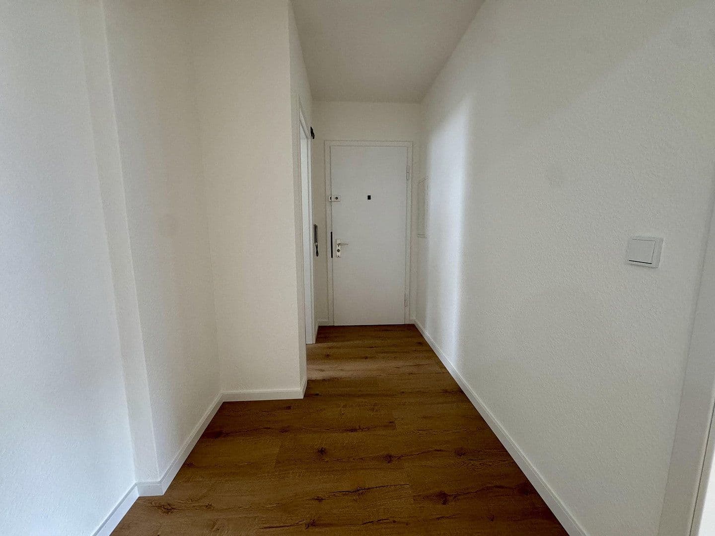 Prenájom bytu 2-izbový 58 m², Hauberrisserstraße 25, Wiesbaden, Hesensko Prenájom bytu 2-izbový 58 m², Hauberrisserstraße 25, Wiesbaden, Hesensko