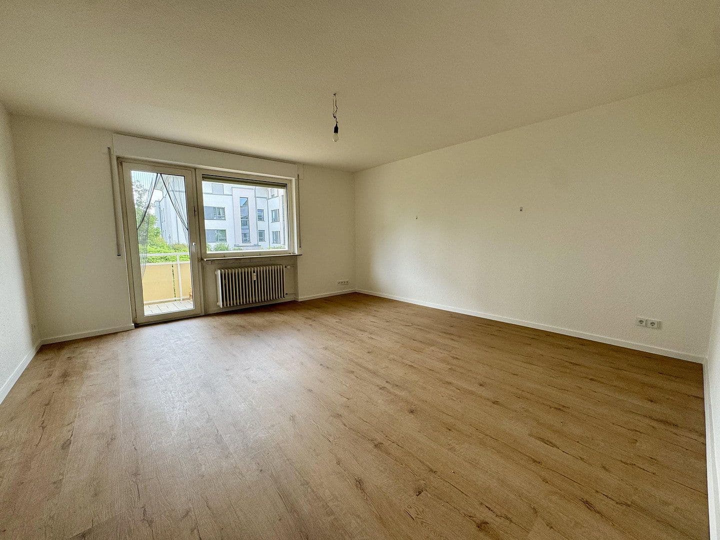 Prenájom bytu 2-izbový 58 m², Hauberrisserstraße 25, Wiesbaden, Hesensko Prenájom bytu 2-izbový 58 m², Hauberrisserstraße 25, Wiesbaden, Hesensko