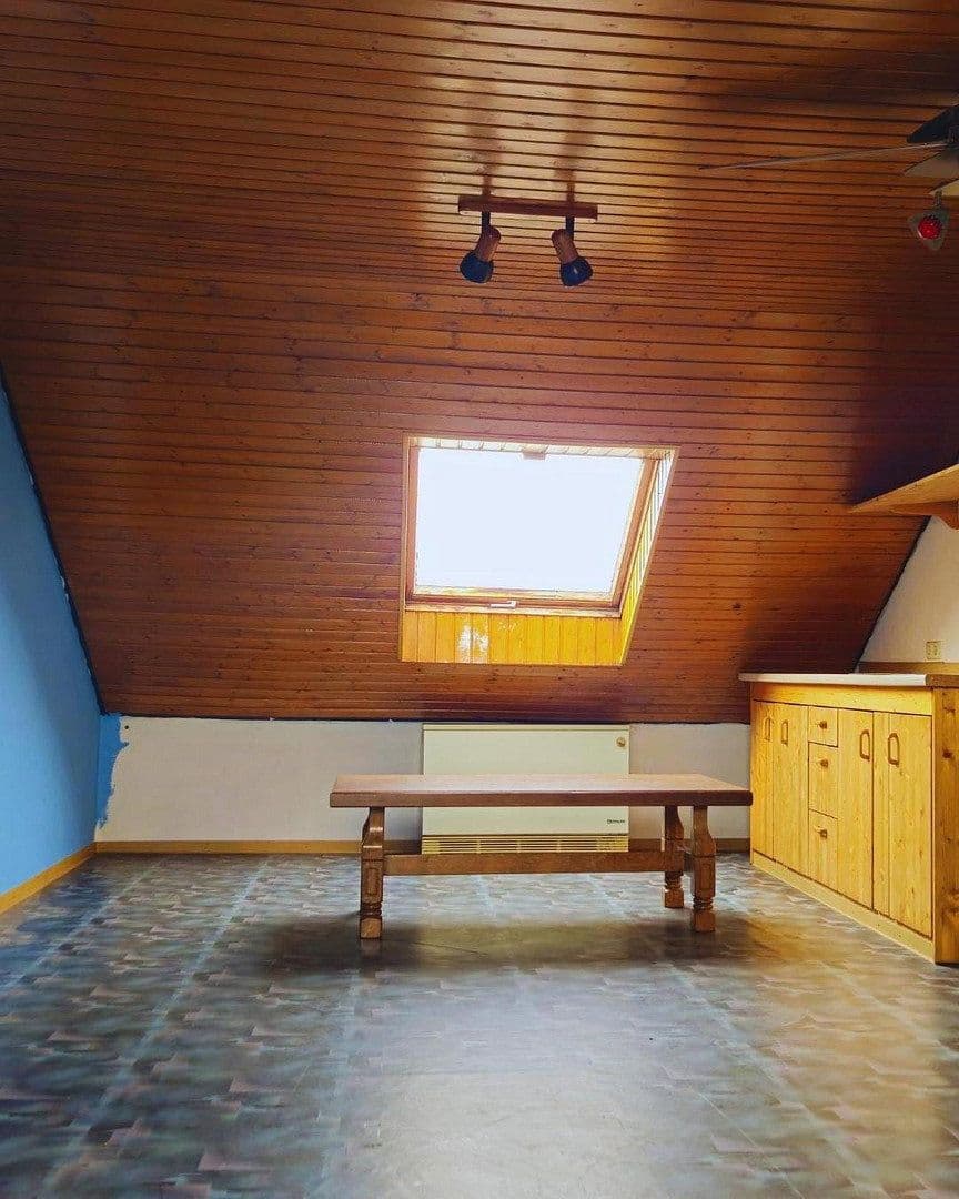 Predaj domu 280 m², pozemek 898 m², Hambrücken, Bádensko-Wurttembersko Predaj domu 280 m², pozemek 898 m², Hambrücken, Bádensko-Wurttembersko