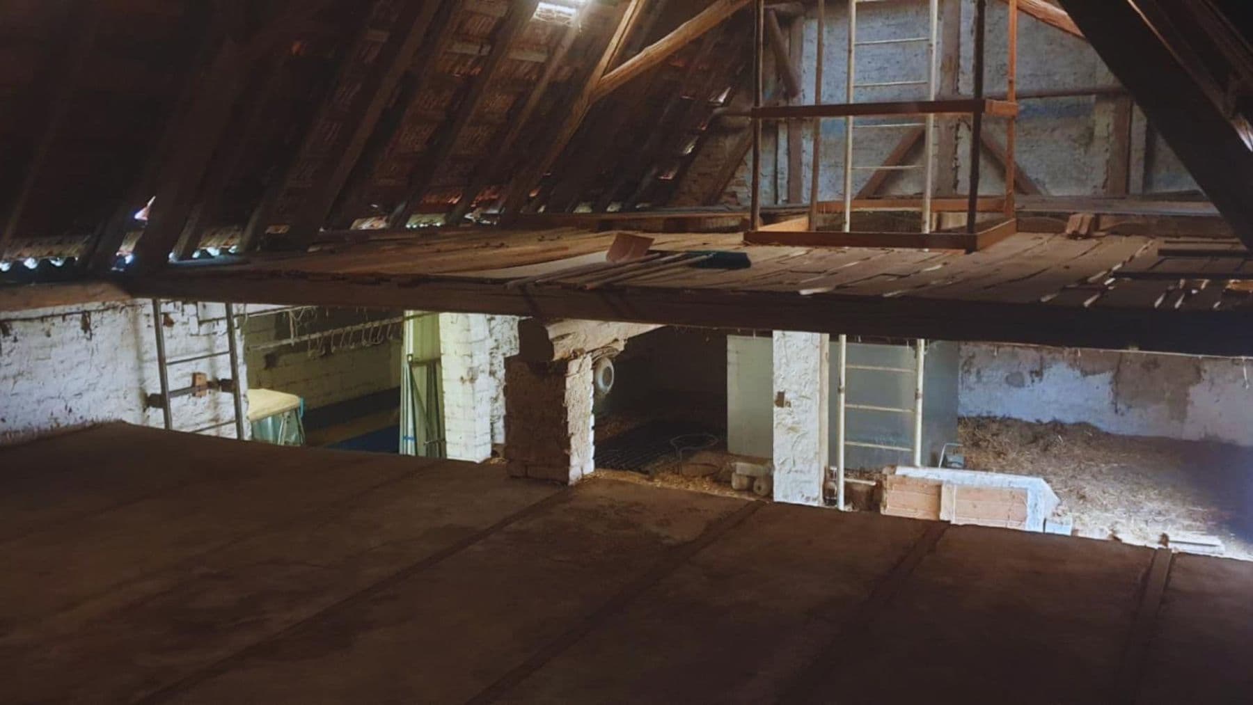 Predaj domu 280 m², pozemek 898 m², Hambrücken, Bádensko-Wurttembersko Predaj domu 280 m², pozemek 898 m², Hambrücken, Bádensko-Wurttembersko