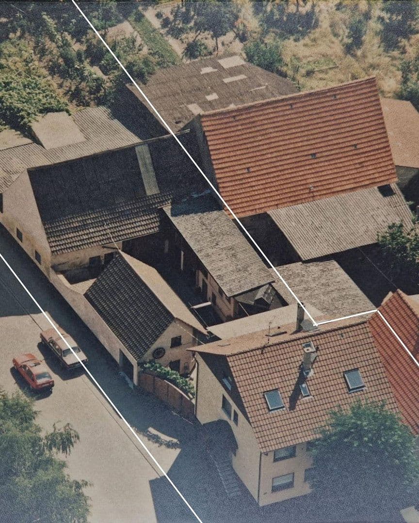 Predaj domu 280 m², pozemek 898 m², Hambrücken, Bádensko-Wurttembersko Predaj domu 280 m², pozemek 898 m², Hambrücken, Bádensko-Wurttembersko