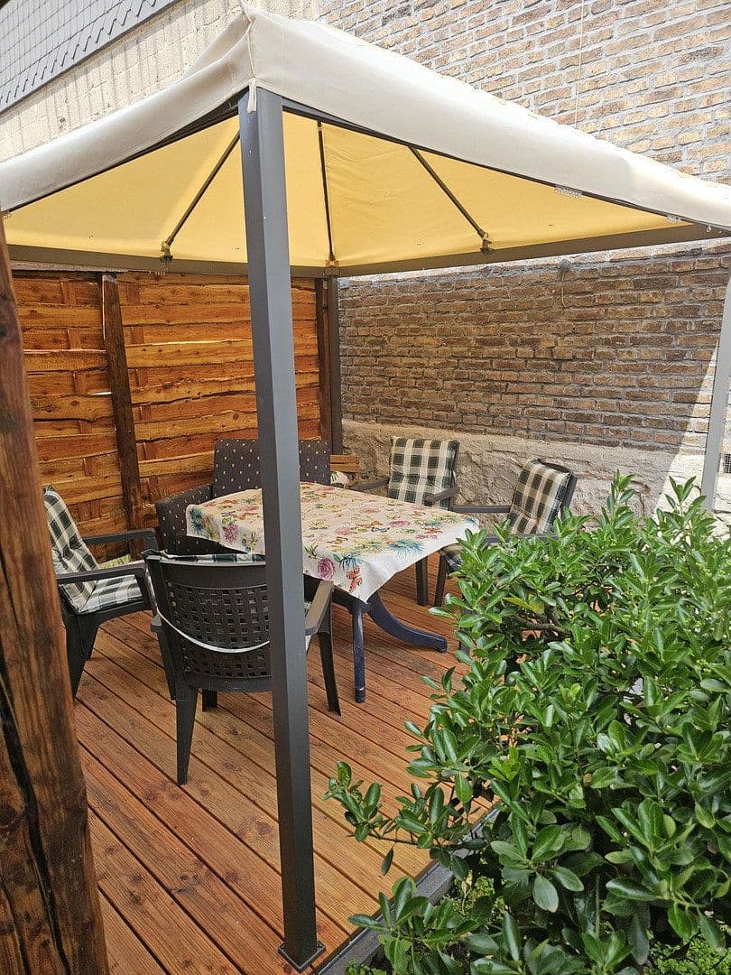 Predaj domu 167 m², pozemek 301 m², Hainburg, Hesensko Predaj domu 167 m², pozemek 301 m², Hainburg, Hesensko