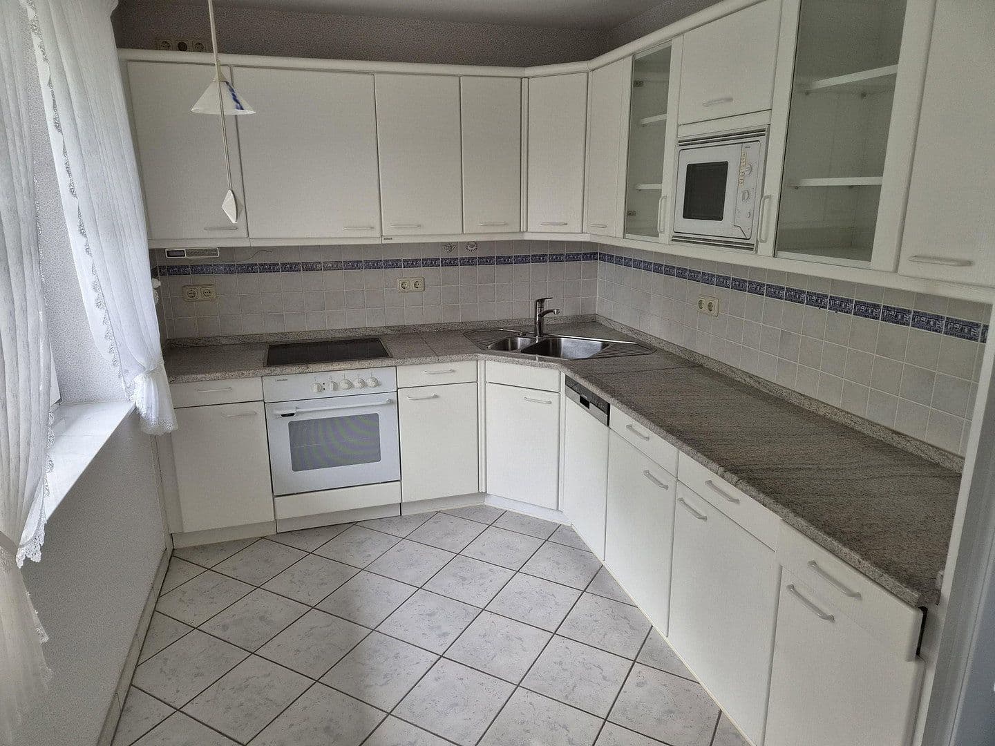Prenájom domu 106 m², pozemek 392 m², Raboisenstraße 14b, Elmshorn, Šlezvicko-Holštajnsko Prenájom domu 106 m², pozemek 392 m², Raboisenstraße 14b, Elmshorn, Šlezvicko-Holštajnsko