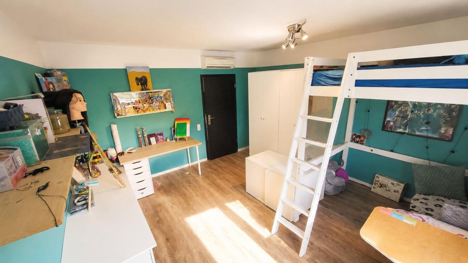 Predaj domu 123 m², pozemek 780 m², Nibelungenstraße 15, Taunusstein, Hesensko Predaj domu 123 m², pozemek 780 m², Nibelungenstraße 15, Taunusstein, Hesensko