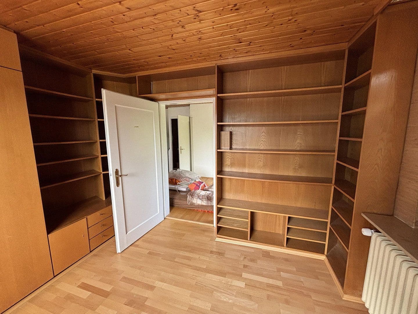 Predaj domu 176 m², pozemek 851 m², Präs.-Wittemann-Str. 13, Buchen (Odenwald), Bádensko-Wurttembersko Predaj domu 176 m², pozemek 851 m², Präs.-Wittemann-Str. 13, Buchen (Odenwald), Bádensko-Wurttembersko