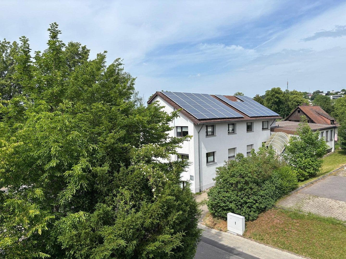 Predaj domu 176 m², pozemek 851 m², Präs.-Wittemann-Str. 13, Buchen (Odenwald), Bádensko-Wurttembersko Predaj domu 176 m², pozemek 851 m², Präs.-Wittemann-Str. 13, Buchen (Odenwald), Bádensko-Wurttembersko