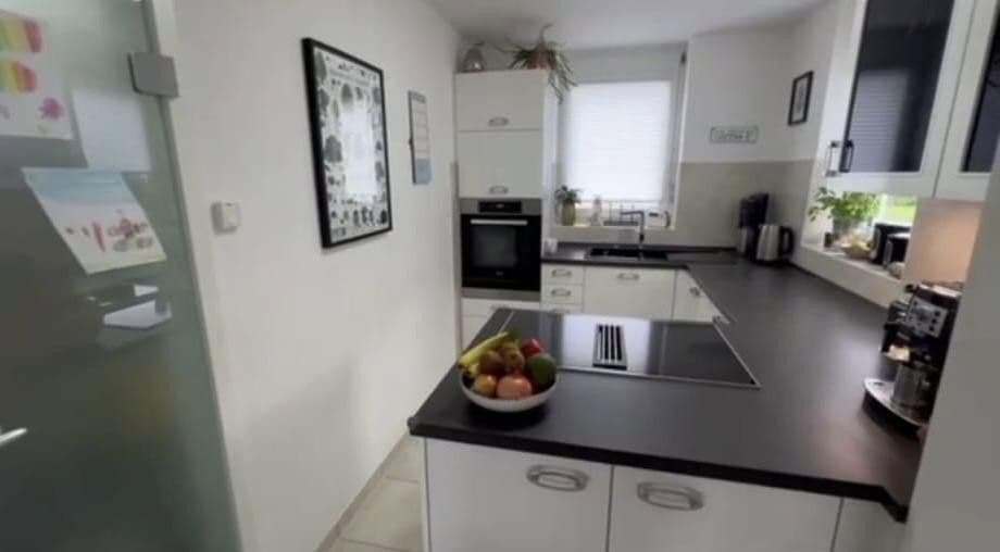 Predaj domu 138 m², pozemek 268 m², Engen, Bádensko-Wurttembersko Predaj domu 138 m², pozemek 268 m², Engen, Bádensko-Wurttembersko