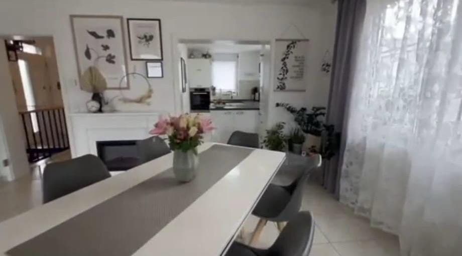 Predaj domu 138 m², pozemek 268 m², Engen, Bádensko-Wurttembersko Predaj domu 138 m², pozemek 268 m², Engen, Bádensko-Wurttembersko