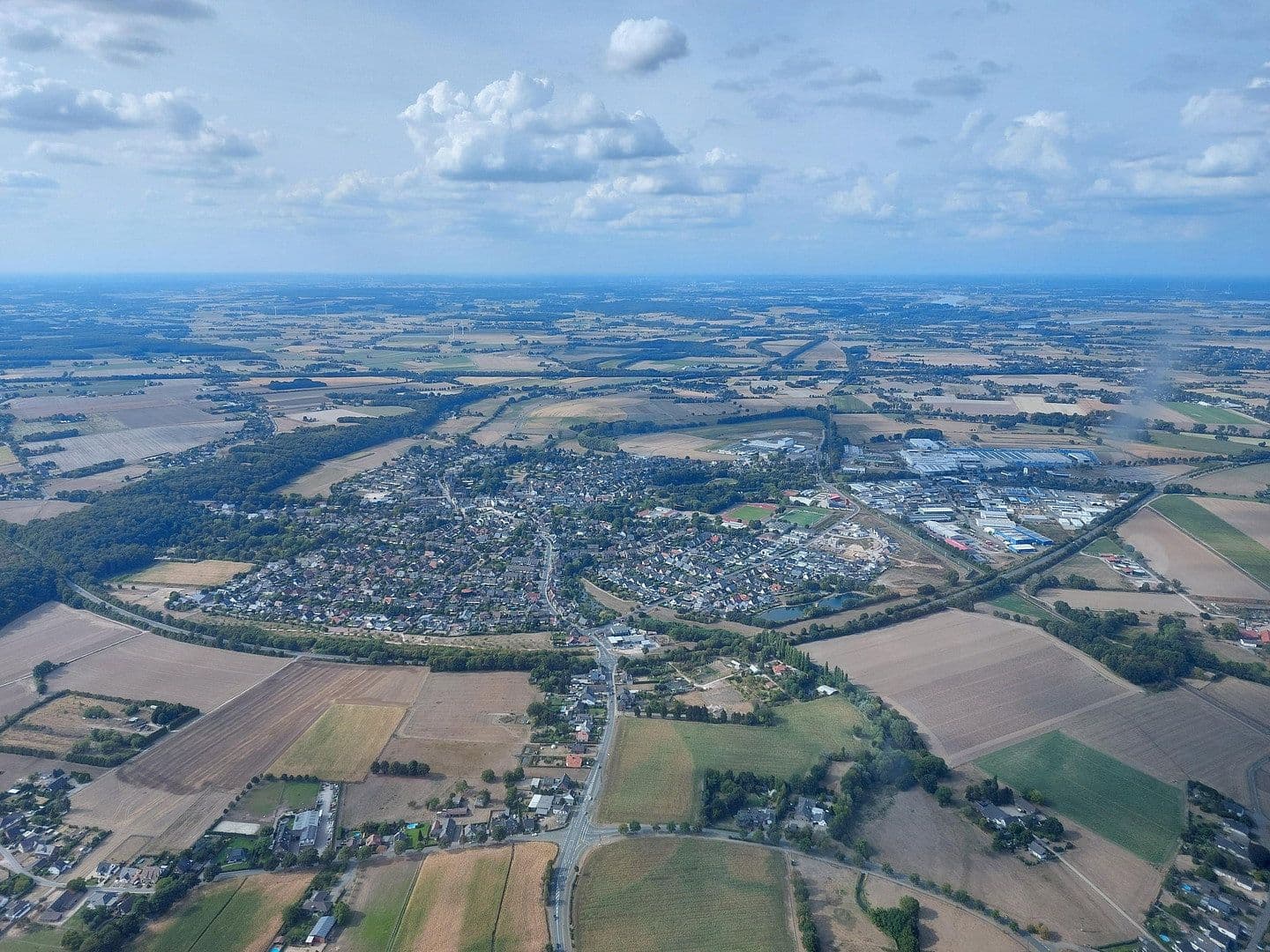 Predaj domu 231 m², pozemek 653 m², An den Teichen 1, Alpen, Severné Porýnie - Westfálsko Predaj domu 231 m², pozemek 653 m², An den Teichen 1, Alpen, Severné Porýnie - Westfálsko