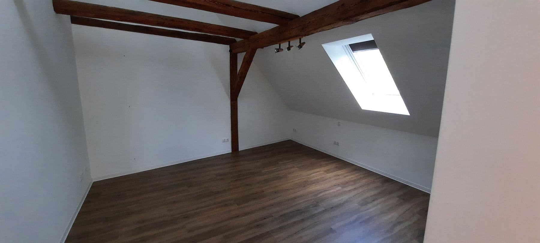 Prenájom bytu 3-izbový 86 m², Gutzmannstraße 8, Teupitz, Brandenbursko Prenájom bytu 3-izbový 86 m², Gutzmannstraße 8, Teupitz, Brandenbursko