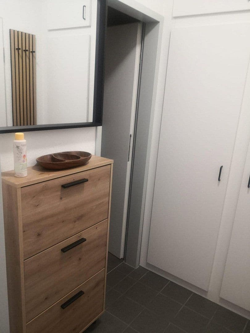 Prenájom bytu 1-izbový 35 m², Mittelstr. 3, Burscheid, Severné Porýnie - Westfálsko Prenájom bytu 1-izbový 35 m², Mittelstr. 3, Burscheid, Severné Porýnie - Westfálsko