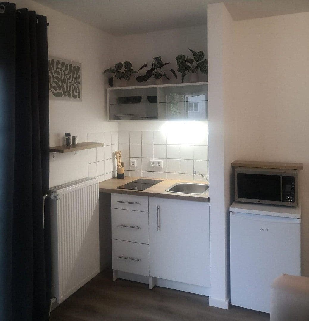 Prenájom bytu 1-izbový 35 m², Mittelstr. 3, Burscheid, Severné Porýnie - Westfálsko Prenájom bytu 1-izbový 35 m², Mittelstr. 3, Burscheid, Severné Porýnie - Westfálsko