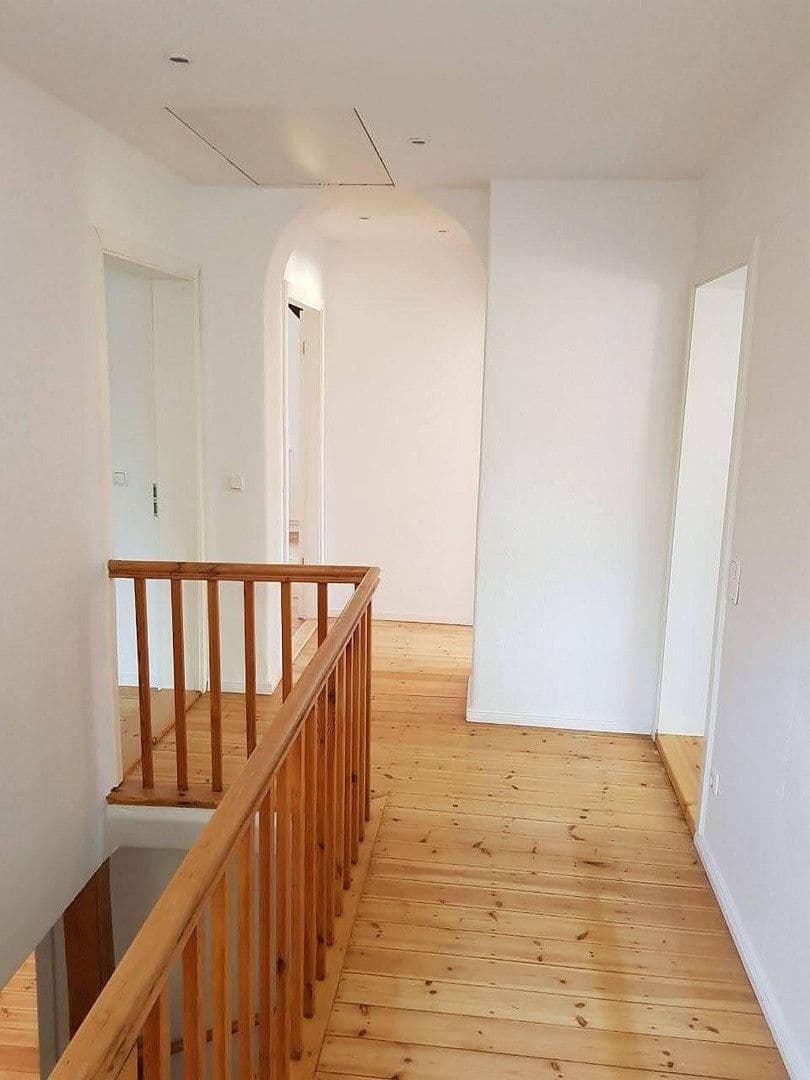 Predaj domu 125 m², pozemek 705 m², Berlin, Berlín Predaj domu 125 m², pozemek 705 m², Berlin, Berlín