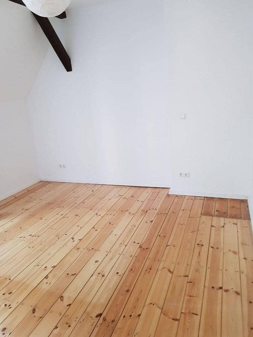 Predaj domu 125 m², pozemek 705 m², Berlin, Berlín Predaj domu 125 m², pozemek 705 m², Berlin, Berlín