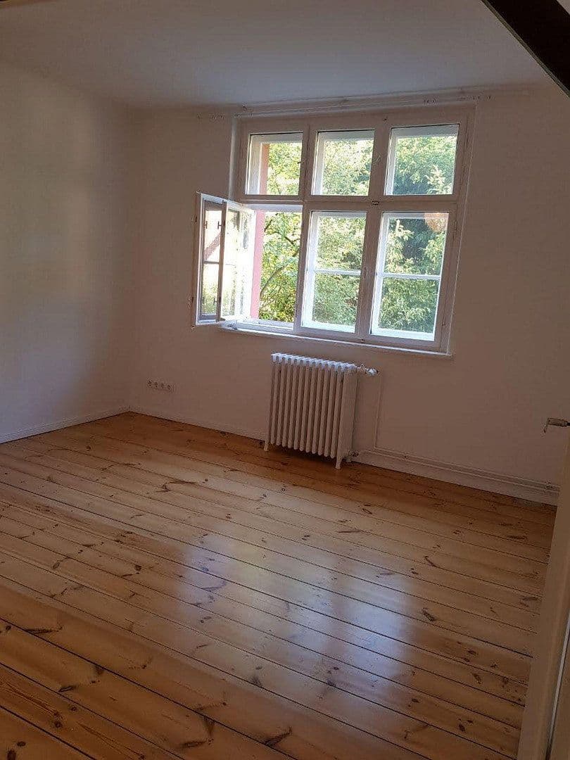 Predaj domu 125 m², pozemek 705 m², Berlin, Berlín Predaj domu 125 m², pozemek 705 m², Berlin, Berlín