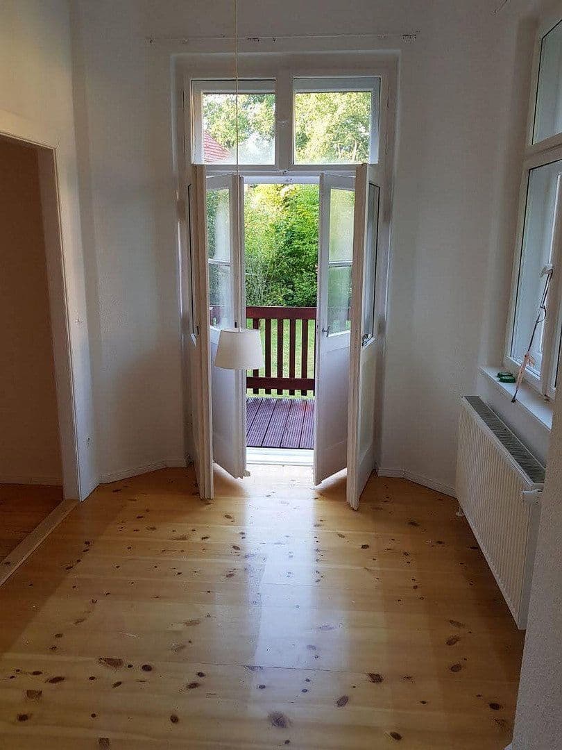 Predaj domu 125 m², pozemek 705 m², Berlin, Berlín Predaj domu 125 m², pozemek 705 m², Berlin, Berlín