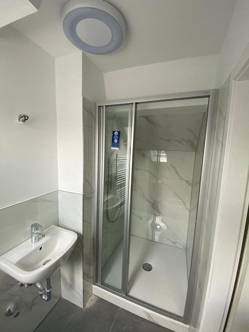 Prenájom bytu 1-izbový 37 m², Mülheim, Severné Porýnie - Westfálsko Prenájom bytu 1-izbový 37 m², Mülheim, Severné Porýnie - Westfálsko