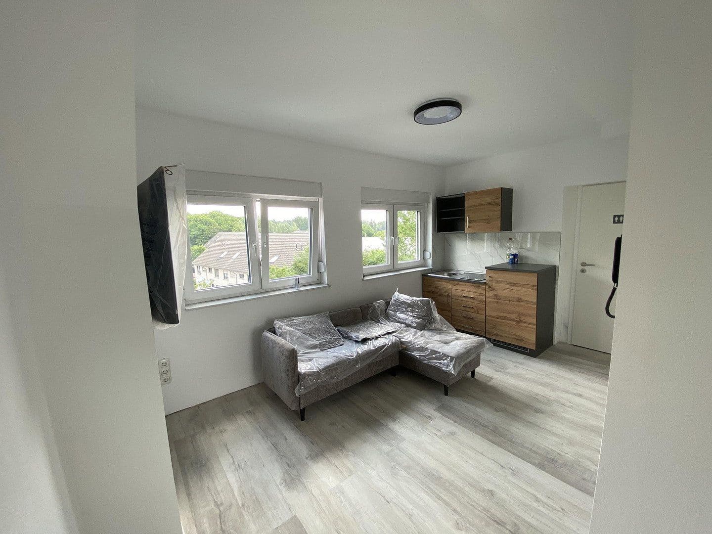 Prenájom bytu 1-izbový 37 m², Mülheim, Severné Porýnie - Westfálsko Prenájom bytu 1-izbový 37 m², Mülheim, Severné Porýnie - Westfálsko