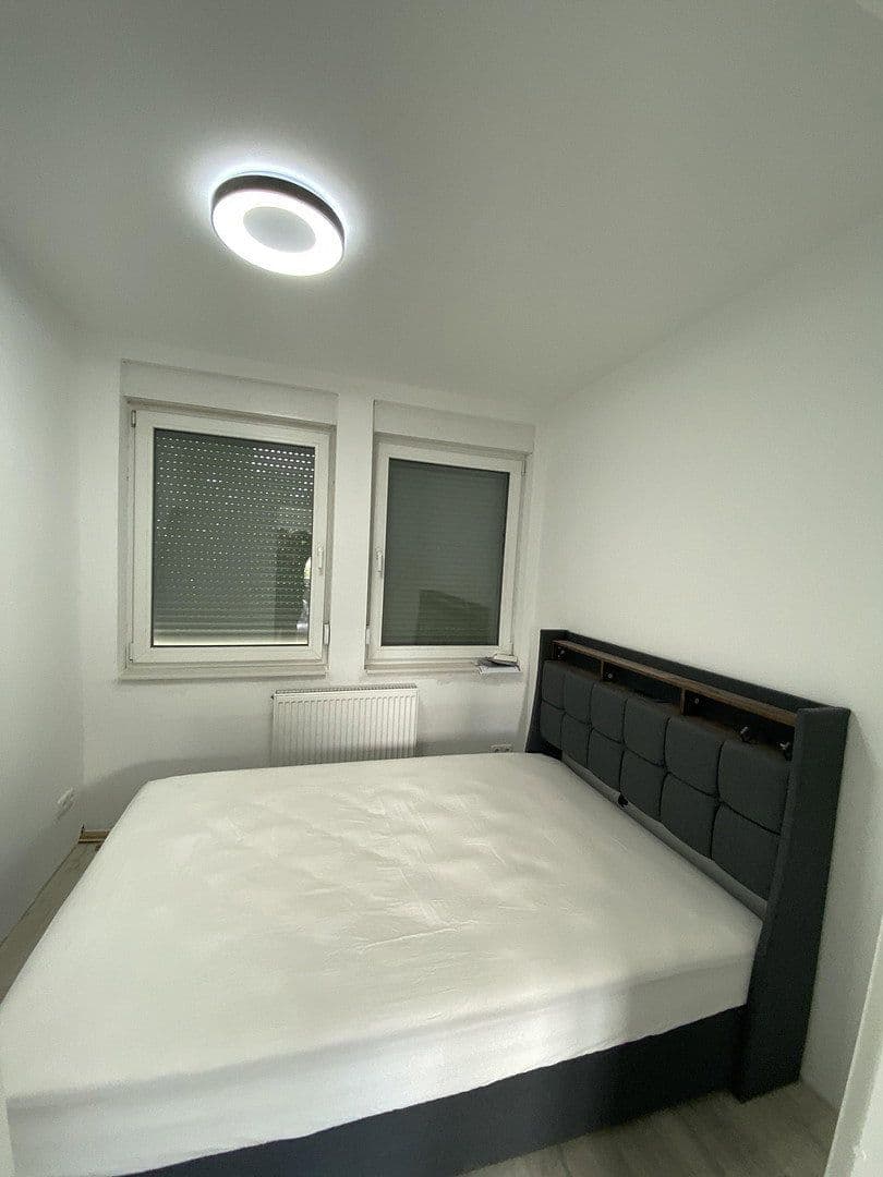 Prenájom bytu 1-izbový 37 m², Mülheim, Severné Porýnie - Westfálsko Prenájom bytu 1-izbový 37 m², Mülheim, Severné Porýnie - Westfálsko