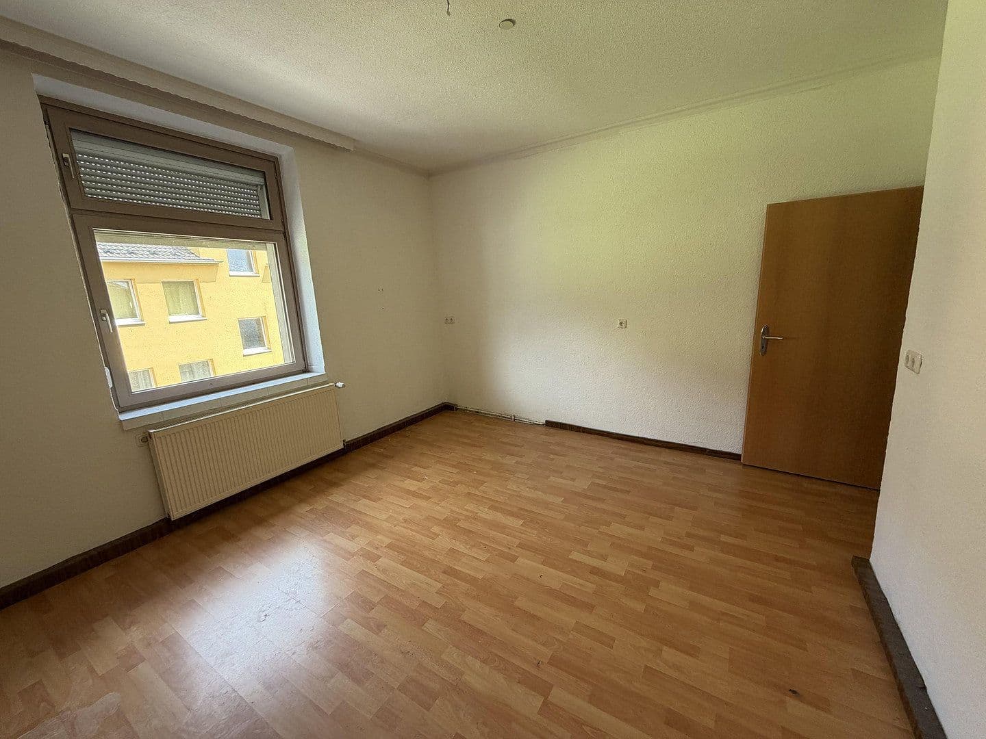 Predaj domu 221 m², pozemek 194 m², Nikolausstr. 1, Essen, Severné Porýnie - Westfálsko Predaj domu 221 m², pozemek 194 m², Nikolausstr. 1, Essen, Severné Porýnie - Westfálsko