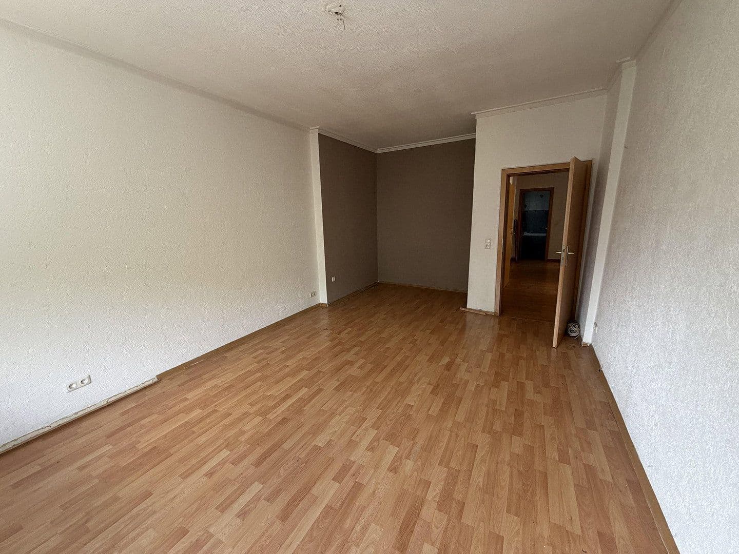 Predaj domu 221 m², pozemek 194 m², Nikolausstr. 1, Essen, Severné Porýnie - Westfálsko Predaj domu 221 m², pozemek 194 m², Nikolausstr. 1, Essen, Severné Porýnie - Westfálsko