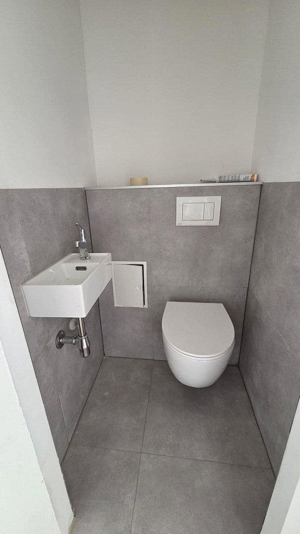 Prenájom bytu 3-izbový 92 m², Magdeburg, Sasko-Anhaltsko Prenájom bytu 3-izbový 92 m², Magdeburg, Sasko-Anhaltsko