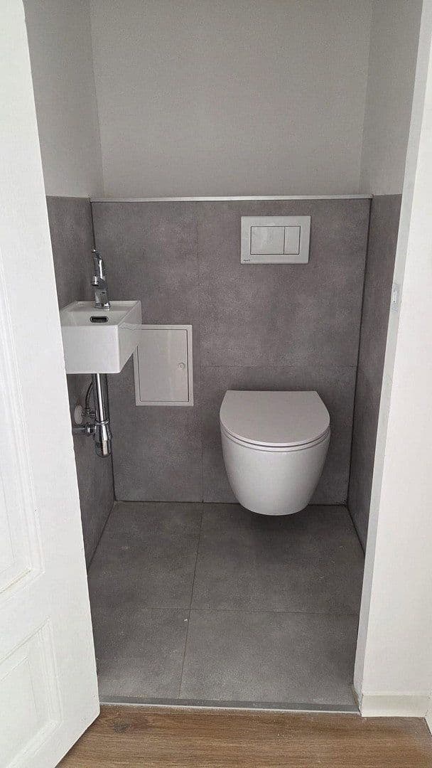 Prenájom bytu 3-izbový 92 m², Magdeburg, Sasko-Anhaltsko Prenájom bytu 3-izbový 92 m², Magdeburg, Sasko-Anhaltsko