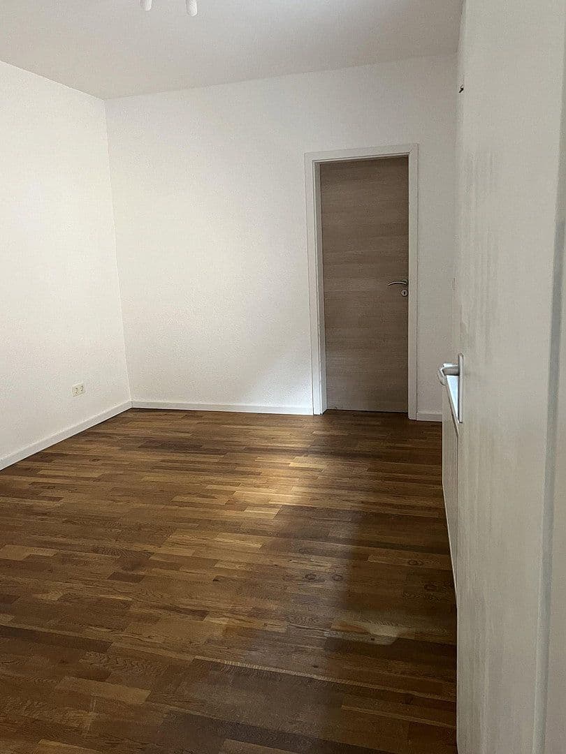 Predaj domu 250 m², pozemek 314 m², Mutterstadt, Porýnie-Falcko Predaj domu 250 m², pozemek 314 m², Mutterstadt, Porýnie-Falcko