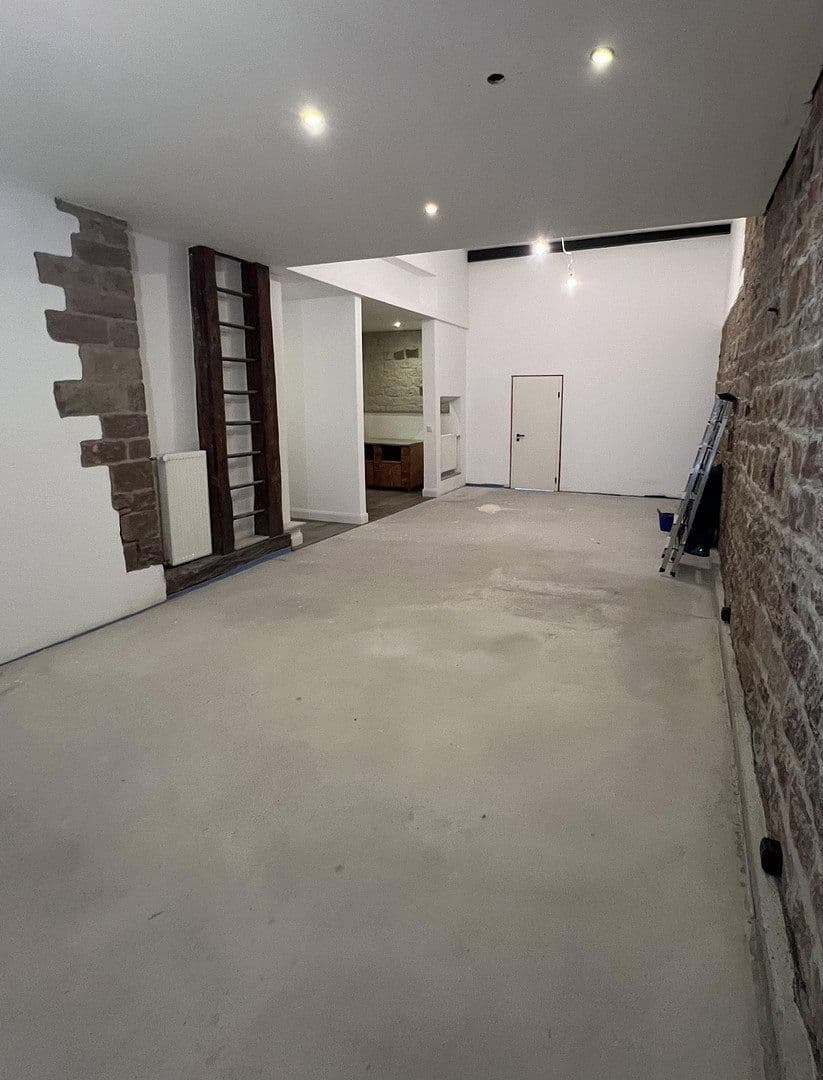 Predaj domu 250 m², pozemek 314 m², Mutterstadt, Porýnie-Falcko Predaj domu 250 m², pozemek 314 m², Mutterstadt, Porýnie-Falcko