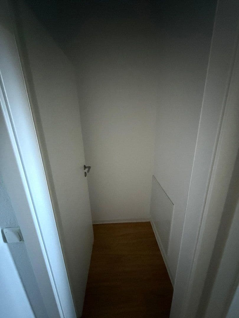 Prenájom bytu 2-izbový 62 m², Leonhardtstraße 32, Chemnitz, Sasko Prenájom bytu 2-izbový 62 m², Leonhardtstraße 32, Chemnitz, Sasko