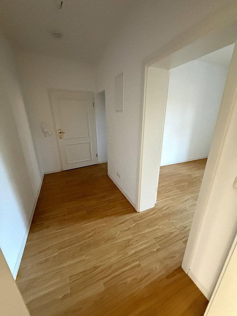 Prenájom bytu 2-izbový 62 m², Leonhardtstraße 32, Chemnitz, Sasko Prenájom bytu 2-izbový 62 m², Leonhardtstraße 32, Chemnitz, Sasko