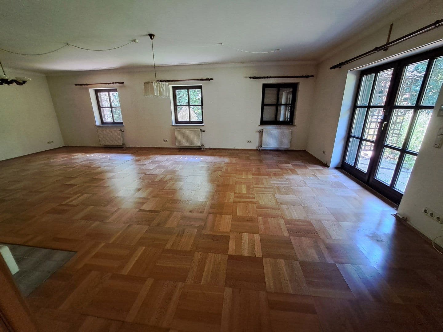 Predaj domu 268 m², pozemek 1.086 m², Ludwig-Ganghofer-Str. 36, Grünwald, Bavorsko Predaj domu 268 m², pozemek 1.086 m², Ludwig-Ganghofer-Str. 36, Grünwald, Bavorsko