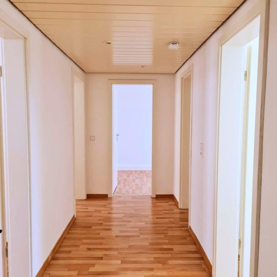 Prenájom bytu 3-izbový 69 m², Kantstraße 32, Wurzen, Sasko Prenájom bytu 3-izbový 69 m², Kantstraße 32, Wurzen, Sasko