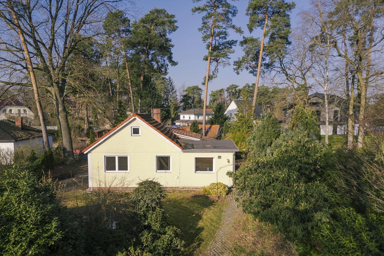 Predaj domu 104 m², pozemek 1.140 m², Falkensee, Brandenbursko Predaj domu 104 m², pozemek 1.140 m², Falkensee, Brandenbursko