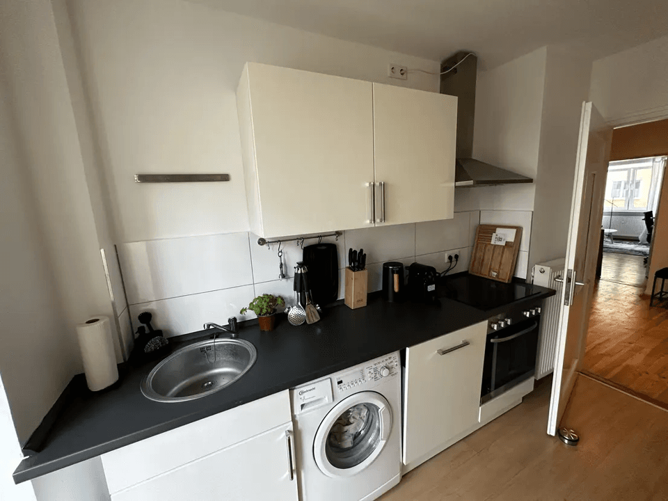 Prenájom bytu 3-izbový 62 m², München, Bavorsko Prenájom bytu 3-izbový 62 m², München, Bavorsko