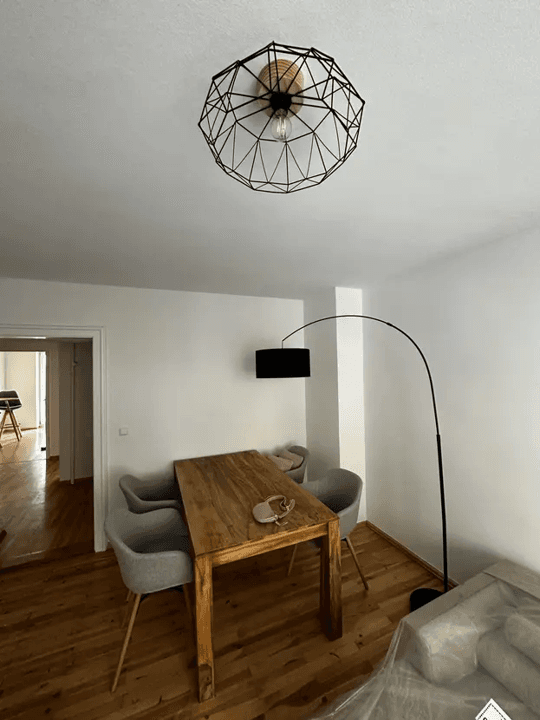 Prenájom bytu 3-izbový 62 m², München, Bavorsko Prenájom bytu 3-izbový 62 m², München, Bavorsko