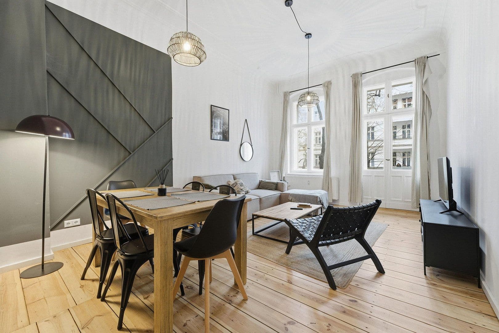 Prenájom bytu 107 m², Simon-Dach-Straße 13, Berlin, Berlín Prenájom bytu 107 m², Simon-Dach-Straße 13, Berlin, Berlín