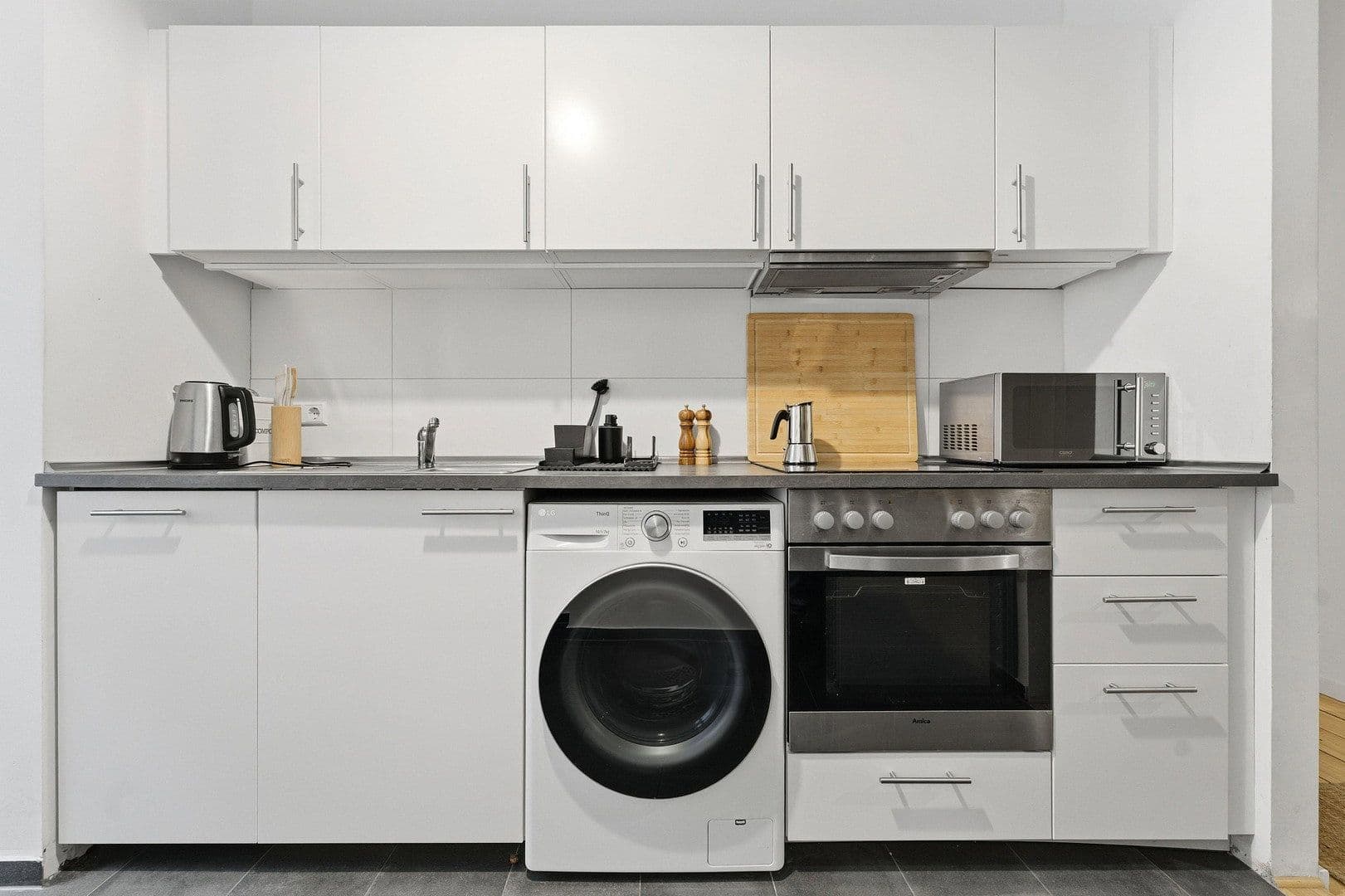 Prenájom bytu 107 m², Simon-Dach-Straße 13, Berlin, Berlín Prenájom bytu 107 m², Simon-Dach-Straße 13, Berlin, Berlín