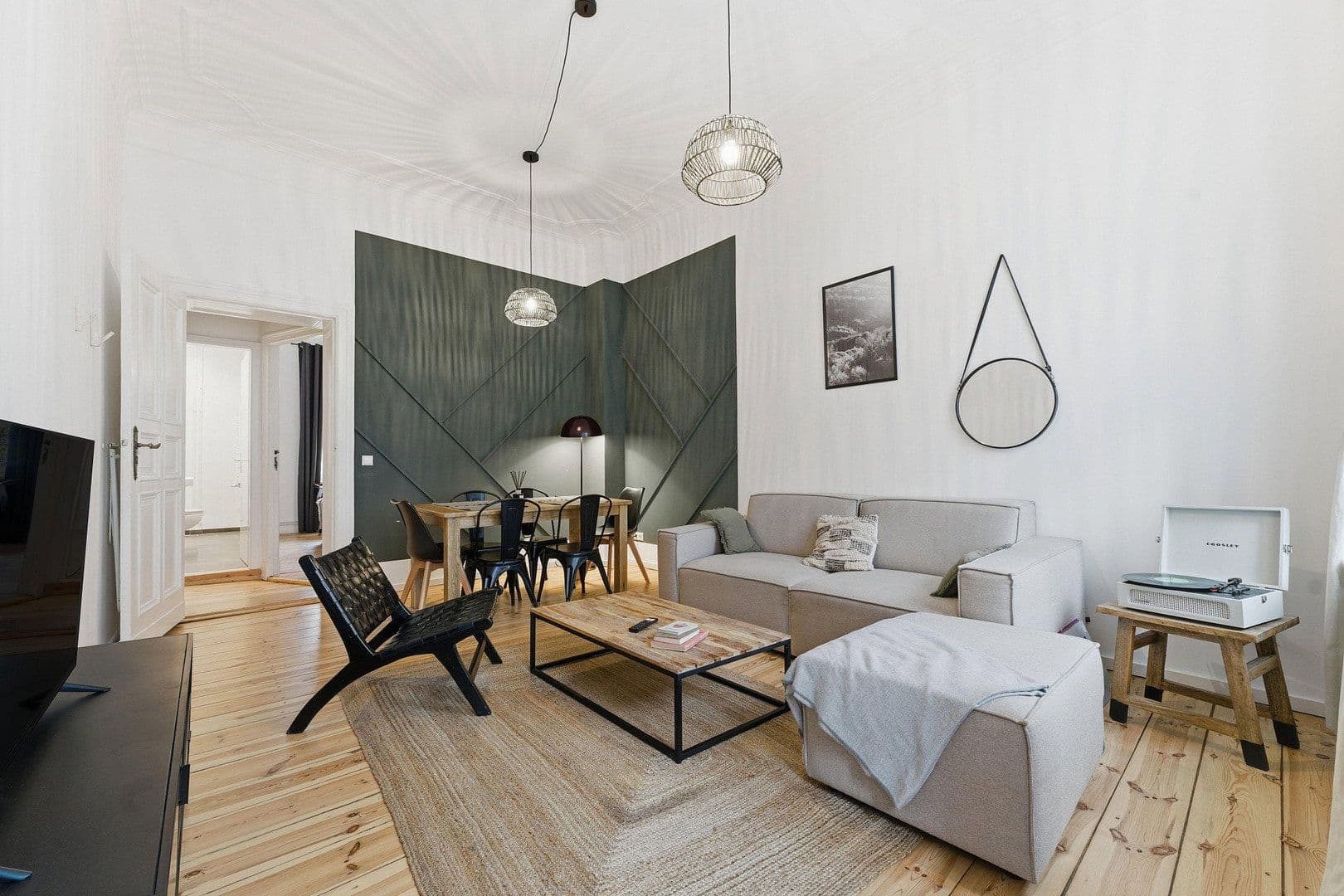 Prenájom bytu 107 m², Simon-Dach-Straße 13, Berlin, Berlín Prenájom bytu 107 m², Simon-Dach-Straße 13, Berlin, Berlín