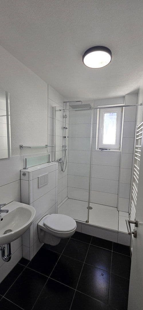 Prenájom bytu 1-izbový 38 m², Duisburgerstraße 26, Stuttgart, Bádensko-Wurttembersko Prenájom bytu 1-izbový 38 m², Duisburgerstraße 26, Stuttgart, Bádensko-Wurttembersko