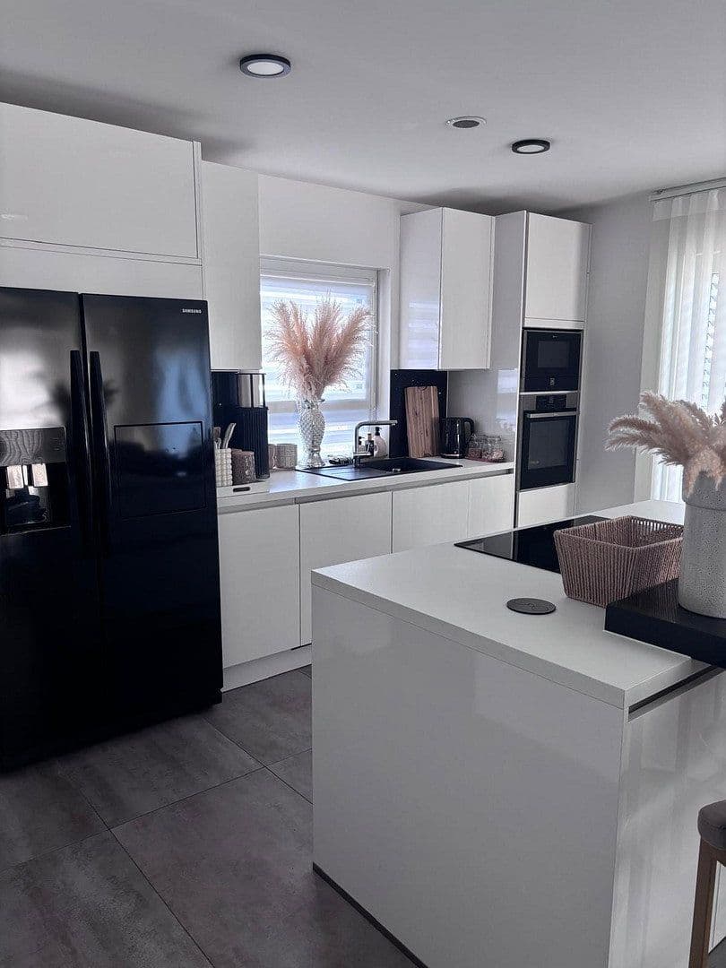 Predaj domu 170 m², pozemek 469 m², Kirchardt, Bádensko-Wurttembersko Predaj domu 170 m², pozemek 469 m², Kirchardt, Bádensko-Wurttembersko