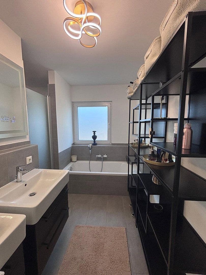 Predaj domu 170 m², pozemek 469 m², Kirchardt, Bádensko-Wurttembersko Predaj domu 170 m², pozemek 469 m², Kirchardt, Bádensko-Wurttembersko