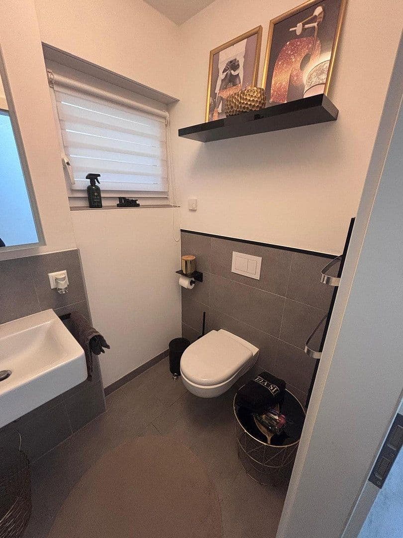 Predaj domu 170 m², pozemek 469 m², Kirchardt, Bádensko-Wurttembersko Predaj domu 170 m², pozemek 469 m², Kirchardt, Bádensko-Wurttembersko