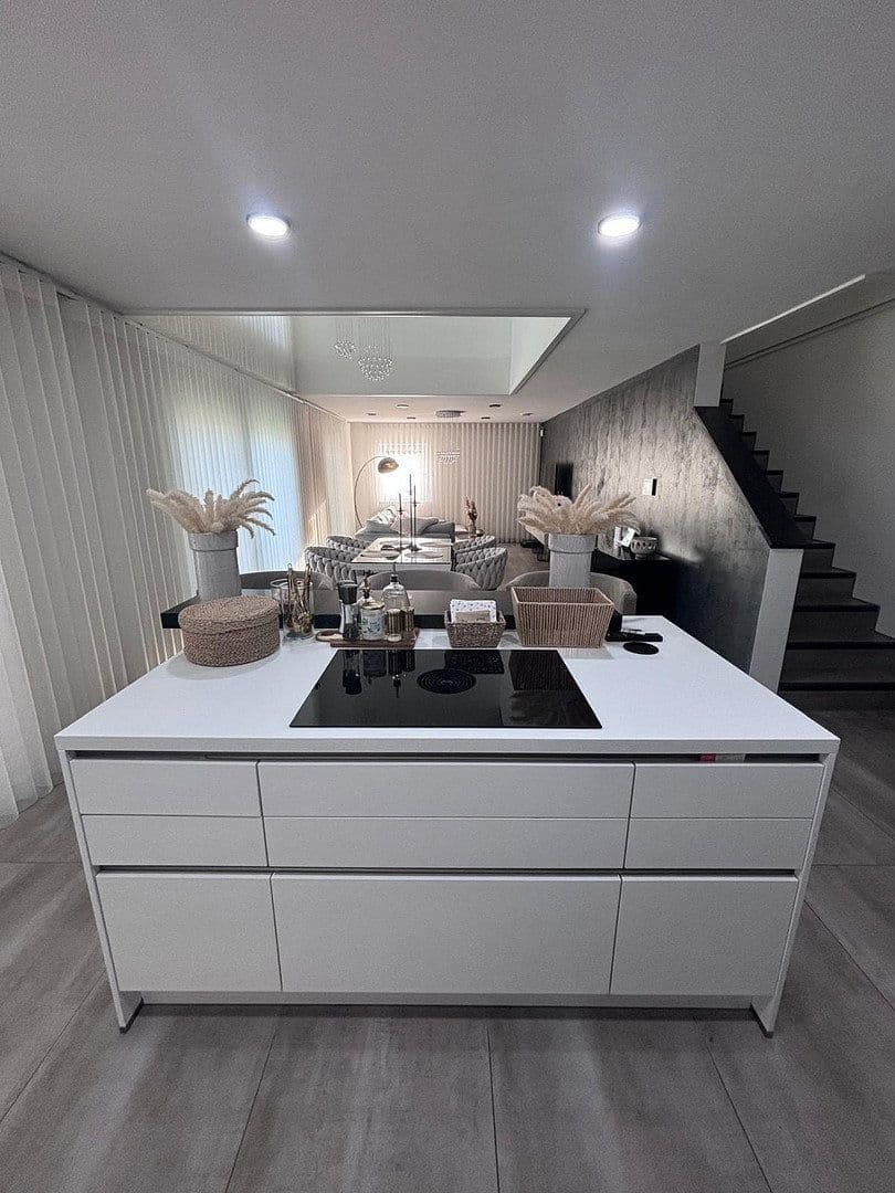 Predaj domu 170 m², pozemek 469 m², Kirchardt, Bádensko-Wurttembersko Predaj domu 170 m², pozemek 469 m², Kirchardt, Bádensko-Wurttembersko