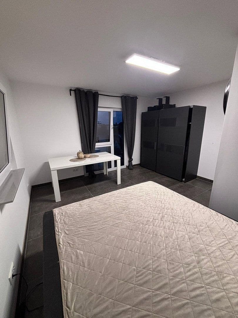 Predaj domu 170 m², pozemek 469 m², Kirchardt, Bádensko-Wurttembersko Predaj domu 170 m², pozemek 469 m², Kirchardt, Bádensko-Wurttembersko