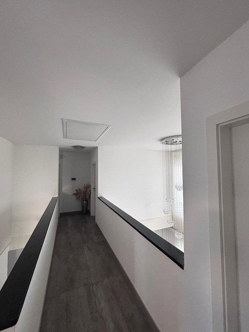 Predaj domu 170 m², pozemek 469 m², Kirchardt, Bádensko-Wurttembersko Predaj domu 170 m², pozemek 469 m², Kirchardt, Bádensko-Wurttembersko