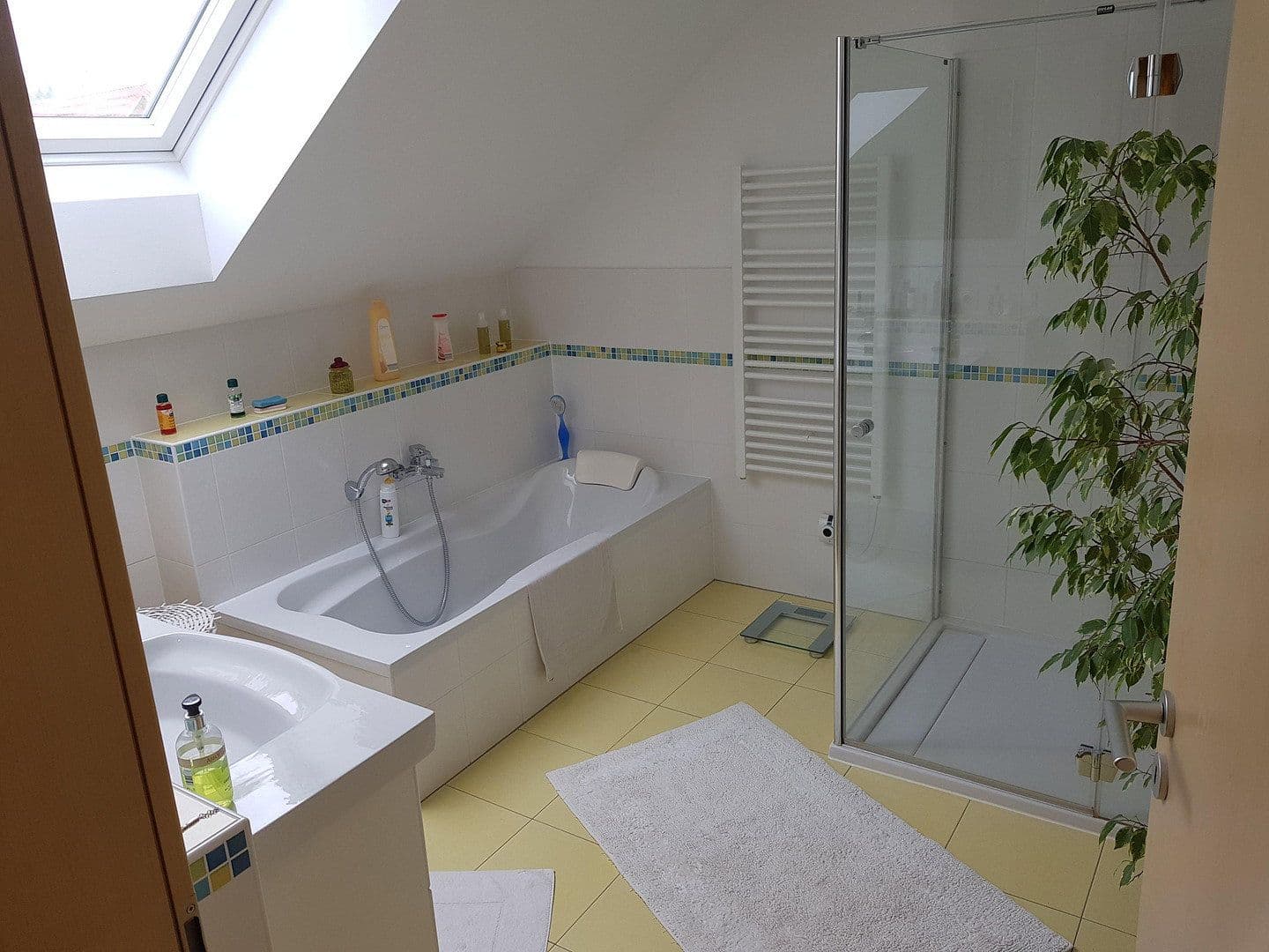 Predaj domu 160 m², pozemek 800 m², Türkheim, Bavorsko Predaj domu 160 m², pozemek 800 m², Türkheim, Bavorsko