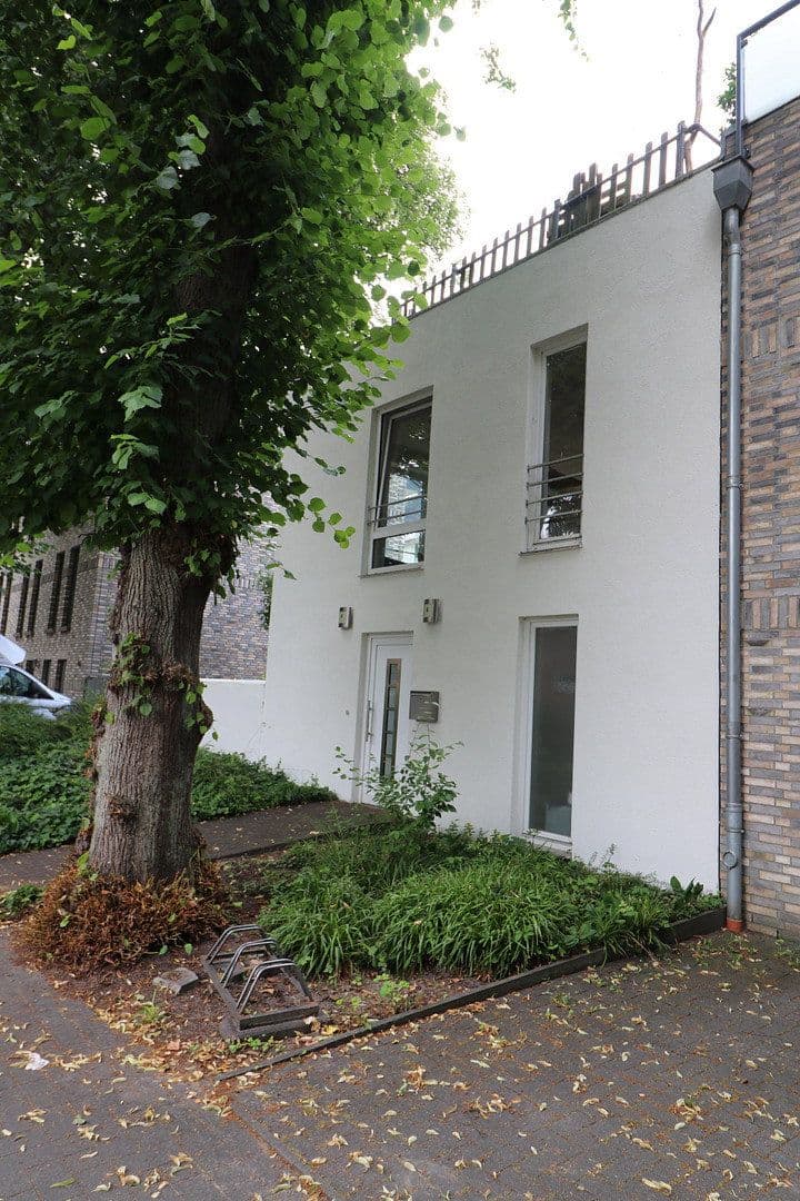 Predaj domu 439 m², pozemek 378 m², Kieler Str. 65, Eckernförde, Šlezvicko-Holštajnsko Predaj domu 439 m², pozemek 378 m², Kieler Str. 65, Eckernförde, Šlezvicko-Holštajnsko