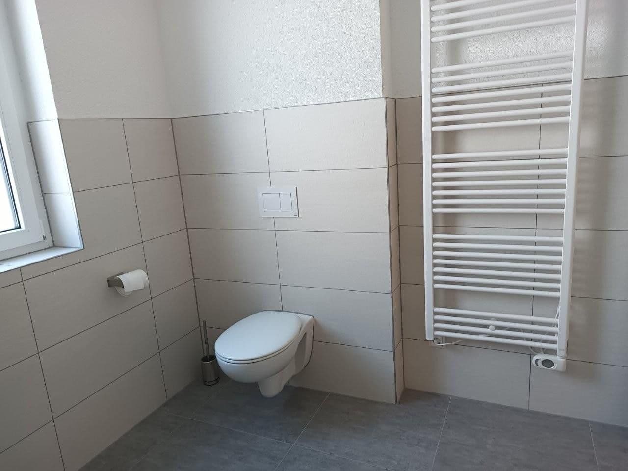 Prenájom bytu 2-izbový 69 m², Leutkirchstraße 41, Friesenheim, Bádensko-Wurttembersko Prenájom bytu 2-izbový 69 m², Leutkirchstraße 41, Friesenheim, Bádensko-Wurttembersko